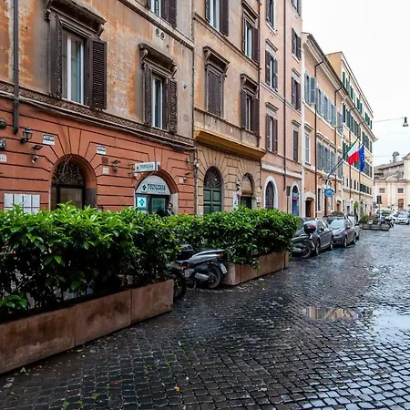Dom wakacyjny Magical In Trastevere *